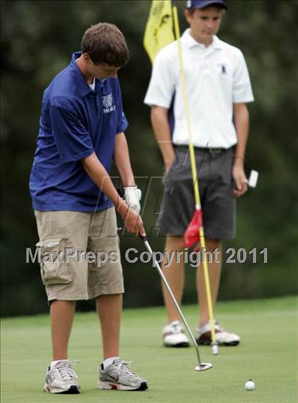 Thumbnail 1 in Roosevelt Invitational photogallery.