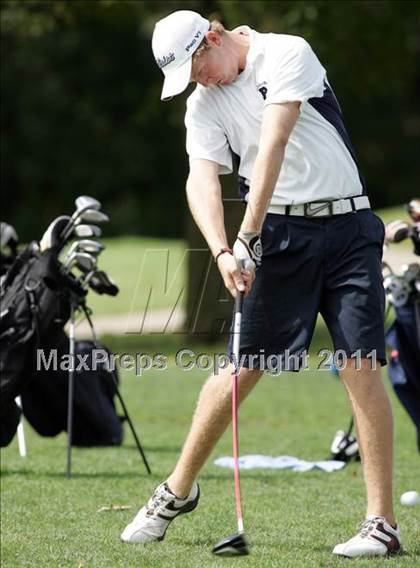 Thumbnail 3 in Roosevelt Invitational photogallery.