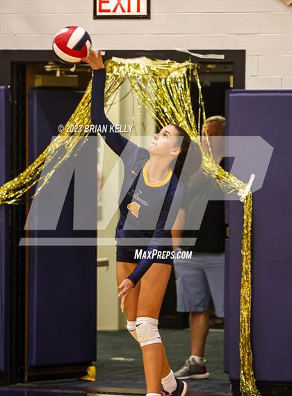 Thumbnail 2 in Fontbonne Academy @ Archbishop Williams photogallery.