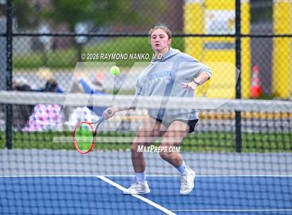 Thumbnail 3 in Hamilton Southeastern vs Delta (Delta Invitational) photogallery.