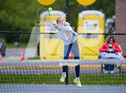 Thumbnail 2 in Hamilton Southeastern vs Delta (Delta Invitational) photogallery.