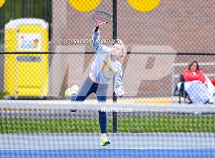 Thumbnail 2 in Hamilton Southeastern vs Delta (Delta Invitational) photogallery.
