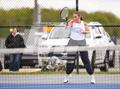 Thumbnail 2 in Hamilton Southeastern vs Delta (Delta Invitational) photogallery.