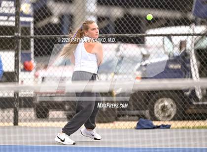 Thumbnail 1 in Hamilton Southeastern vs Delta (Delta Invitational) photogallery.