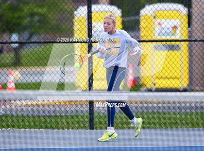 Thumbnail 2 in Hamilton Southeastern vs Delta (Delta Invitational) photogallery.