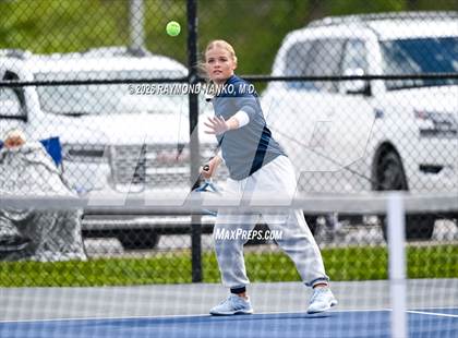 Thumbnail 1 in Hamilton Southeastern vs Delta (Delta Invitational) photogallery.