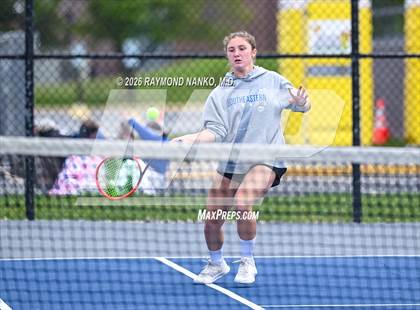 Thumbnail 1 in Hamilton Southeastern vs Delta (Delta Invitational) photogallery.