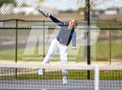 Thumbnail 2 in Hamilton Southeastern vs Delta (Delta Invitational) photogallery.