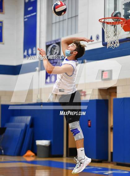 Thumbnail 1 in Williamsville North @ Frontier photogallery.