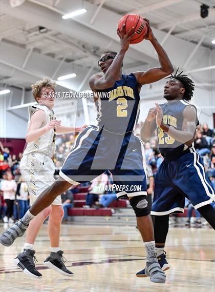 Thumbnail 3 in Quitman vs. Marked Tree (AAA 2A 1st Round Playoff) photogallery.