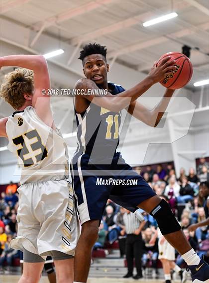 Thumbnail 1 in Quitman vs. Marked Tree (AAA 2A 1st Round Playoff) photogallery.