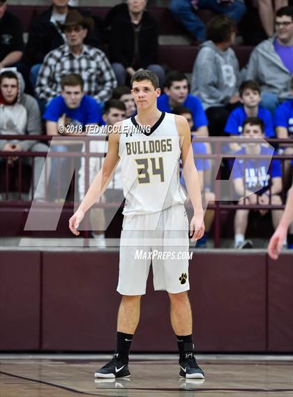 Thumbnail 3 in Quitman vs. Marked Tree (AAA 2A 1st Round Playoff) photogallery.