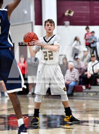 Thumbnail 3 in Quitman vs. Marked Tree (AAA 2A 1st Round Playoff) photogallery.