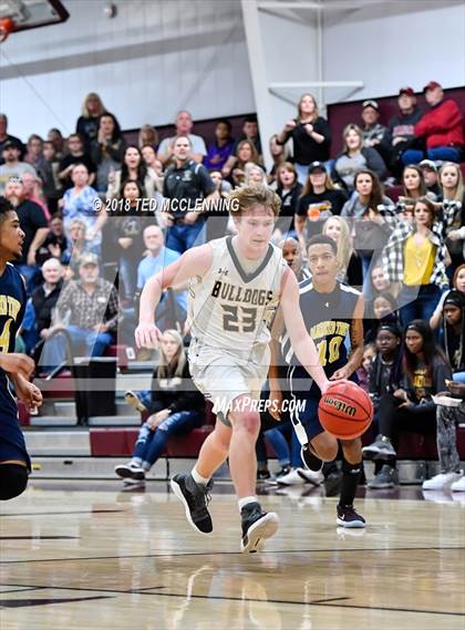 Thumbnail 3 in Quitman vs. Marked Tree (AAA 2A 1st Round Playoff) photogallery.