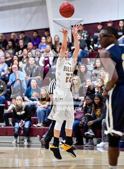 Thumbnail 3 in Quitman vs. Marked Tree (AAA 2A 1st Round Playoff) photogallery.