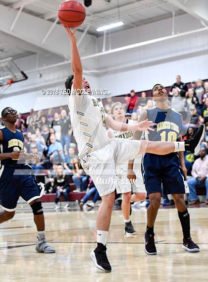 Thumbnail 2 in Quitman vs. Marked Tree (AAA 2A 1st Round Playoff) photogallery.