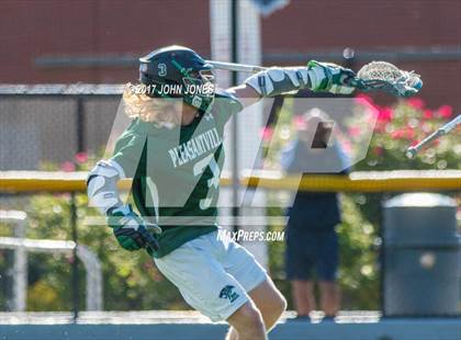 Thumbnail 2 in Cold Spring Harbor vs Pleasantville (NYSPHSAA Class C Semifinal) photogallery.