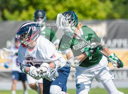 Thumbnail 2 in Cold Spring Harbor vs Pleasantville (NYSPHSAA Class C Semifinal) photogallery.