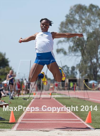 Thumbnail 2 in Mt. Carmel Invitational (Girls Events) photogallery.