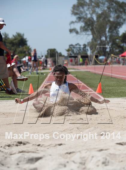 Thumbnail 3 in Mt. Carmel Invitational (Girls Events) photogallery.