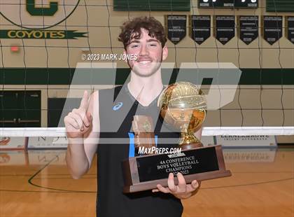 Thumbnail 1 in Deer Valley vs. Northwest Christian (AIA 4A Final - Awards) photogallery.