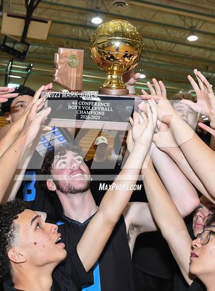 Thumbnail 2 in Deer Valley vs. Northwest Christian (AIA 4A Final - Awards) photogallery.
