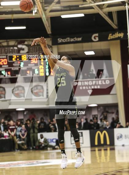 Thumbnail 3 in Prolific Prep vs La Lumiere (Spalding Hoophall Classic) photogallery.