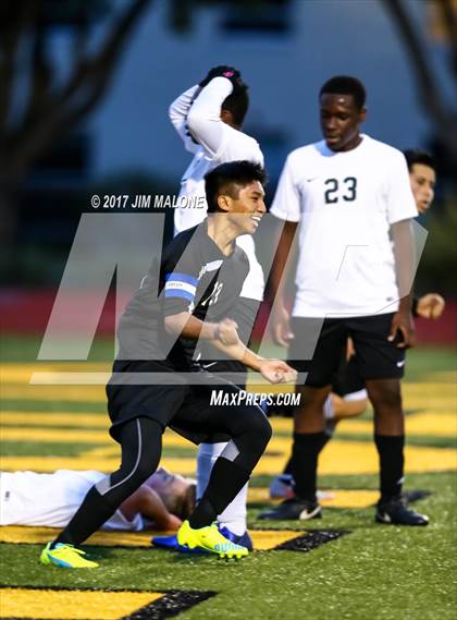 Thumbnail 3 in JV: Kennedy @ Moreau Catholic photogallery.