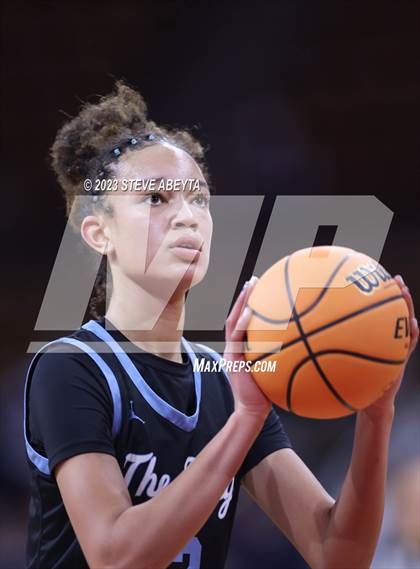 Thumbnail 3 in Riverdale Ridge vs. D'Evelyn (CHSAA 4A Great 8) photogallery.