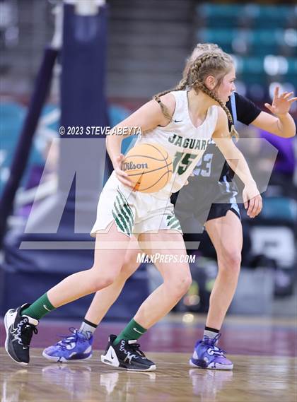 Thumbnail 3 in Riverdale Ridge vs. D'Evelyn (CHSAA 4A Great 8) photogallery.