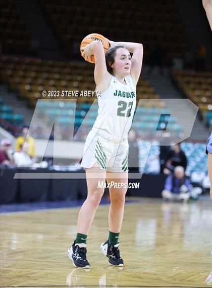 Thumbnail 3 in Riverdale Ridge vs. D'Evelyn (CHSAA 4A Great 8) photogallery.