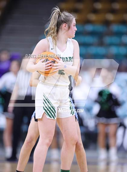 Thumbnail 2 in Riverdale Ridge vs. D'Evelyn (CHSAA 4A Great 8) photogallery.