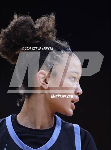 Thumbnail 1 in Riverdale Ridge vs. D'Evelyn (CHSAA 4A Great 8) photogallery.