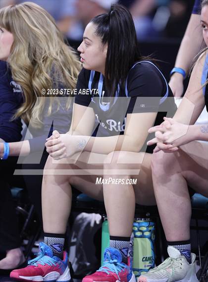 Thumbnail 1 in Riverdale Ridge vs. D'Evelyn (CHSAA 4A Great 8) photogallery.