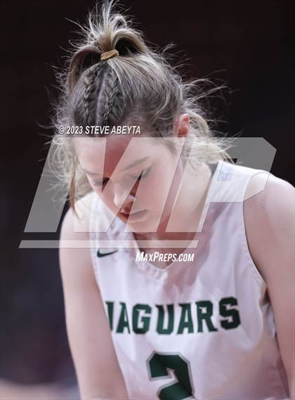 Thumbnail 1 in Riverdale Ridge vs. D'Evelyn (CHSAA 4A Great 8) photogallery.