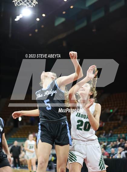 Thumbnail 3 in Riverdale Ridge vs. D'Evelyn (CHSAA 4A Great 8) photogallery.