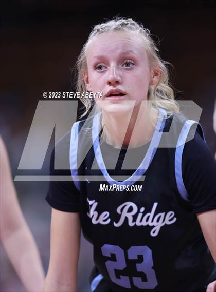 Thumbnail 3 in Riverdale Ridge vs. D'Evelyn (CHSAA 4A Great 8) photogallery.