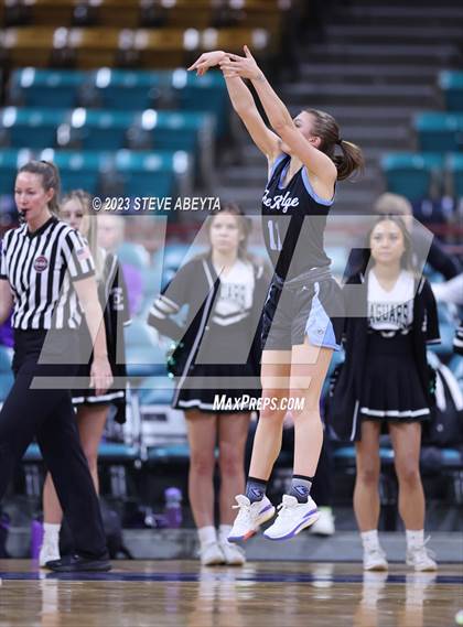 Thumbnail 3 in Riverdale Ridge vs. D'Evelyn (CHSAA 4A Great 8) photogallery.
