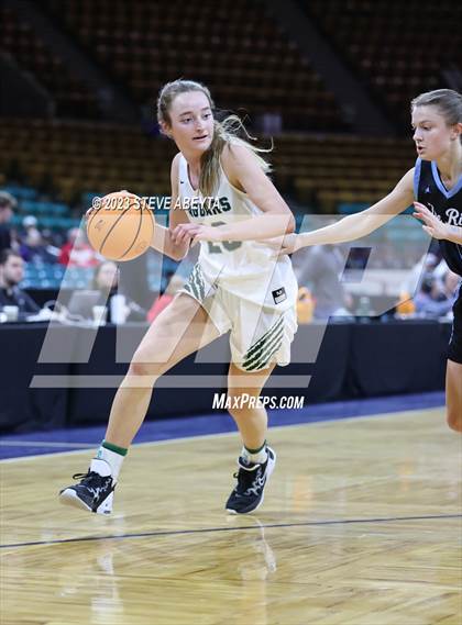 Thumbnail 3 in Riverdale Ridge vs. D'Evelyn (CHSAA 4A Great 8) photogallery.