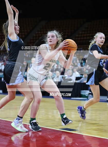Thumbnail 1 in Riverdale Ridge vs. D'Evelyn (CHSAA 4A Great 8) photogallery.
