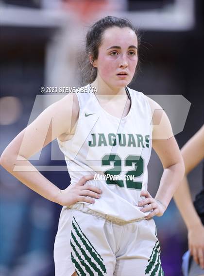 Thumbnail 2 in Riverdale Ridge vs. D'Evelyn (CHSAA 4A Great 8) photogallery.