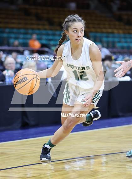 Thumbnail 2 in Riverdale Ridge vs. D'Evelyn (CHSAA 4A Great 8) photogallery.
