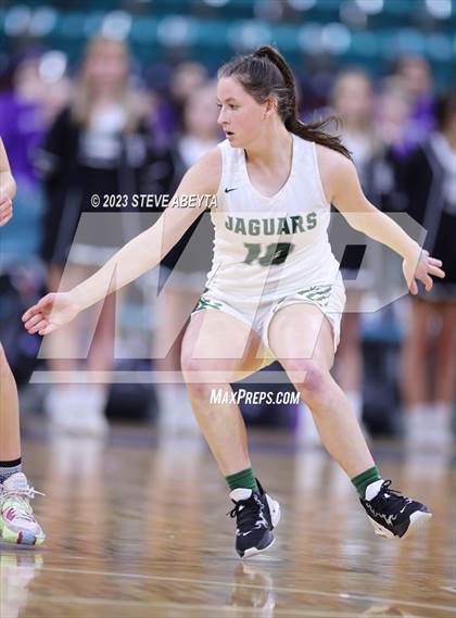 Thumbnail 3 in Riverdale Ridge vs. D'Evelyn (CHSAA 4A Great 8) photogallery.