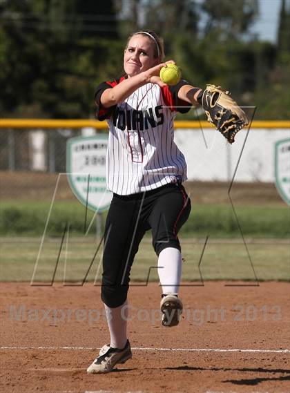Thumbnail 2 in La Canada vs. Hart (T.O. Tournament) photogallery.