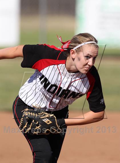 Thumbnail 1 in La Canada vs. Hart (T.O. Tournament) photogallery.