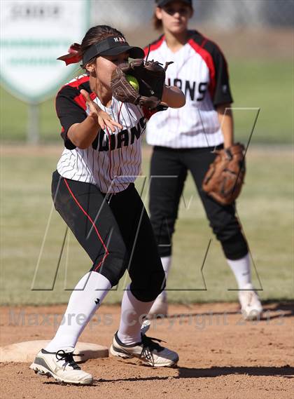 Thumbnail 3 in La Canada vs. Hart (T.O. Tournament) photogallery.