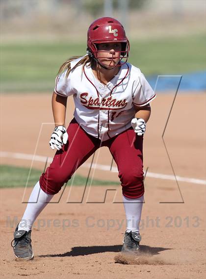 Thumbnail 2 in La Canada vs. Hart (T.O. Tournament) photogallery.