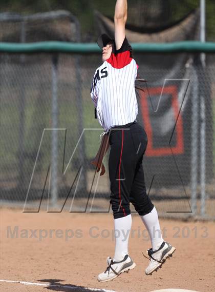 Thumbnail 3 in La Canada vs. Hart (T.O. Tournament) photogallery.