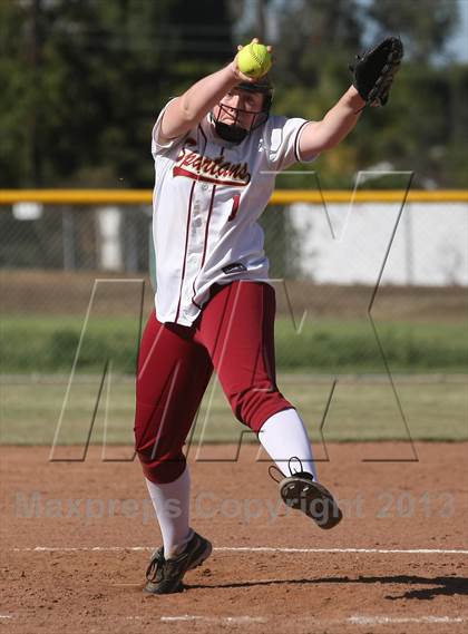 Thumbnail 3 in La Canada vs. Hart (T.O. Tournament) photogallery.