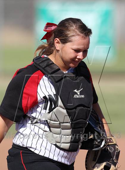 Thumbnail 1 in La Canada vs. Hart (T.O. Tournament) photogallery.
